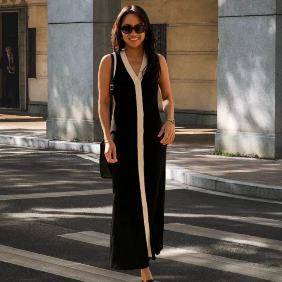 Robe maxi pour dames avec patte de boutonnage et design contrasté Chic und Stil