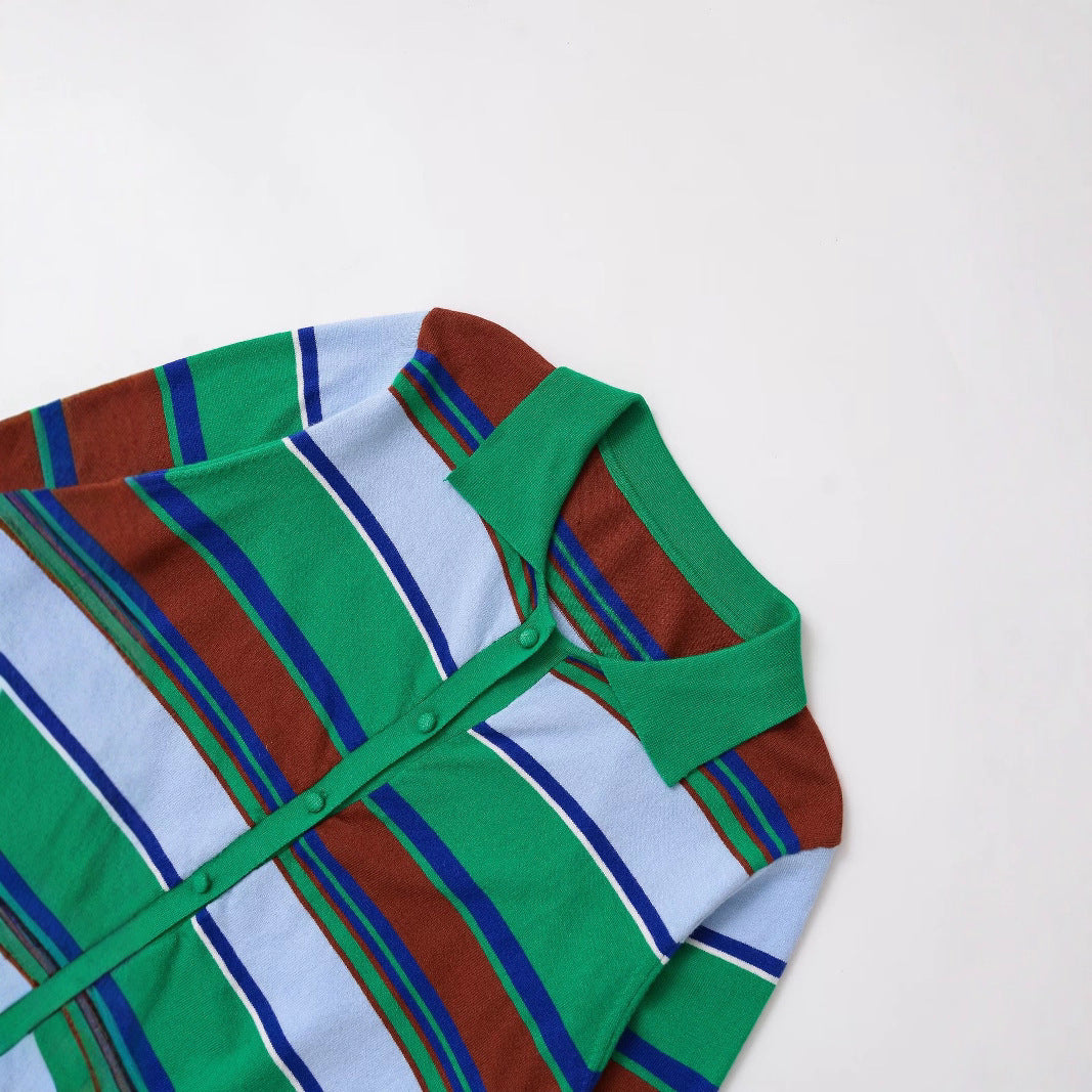 Dames cardigan rayé avec détails de bouton et col classique Chic und Stil