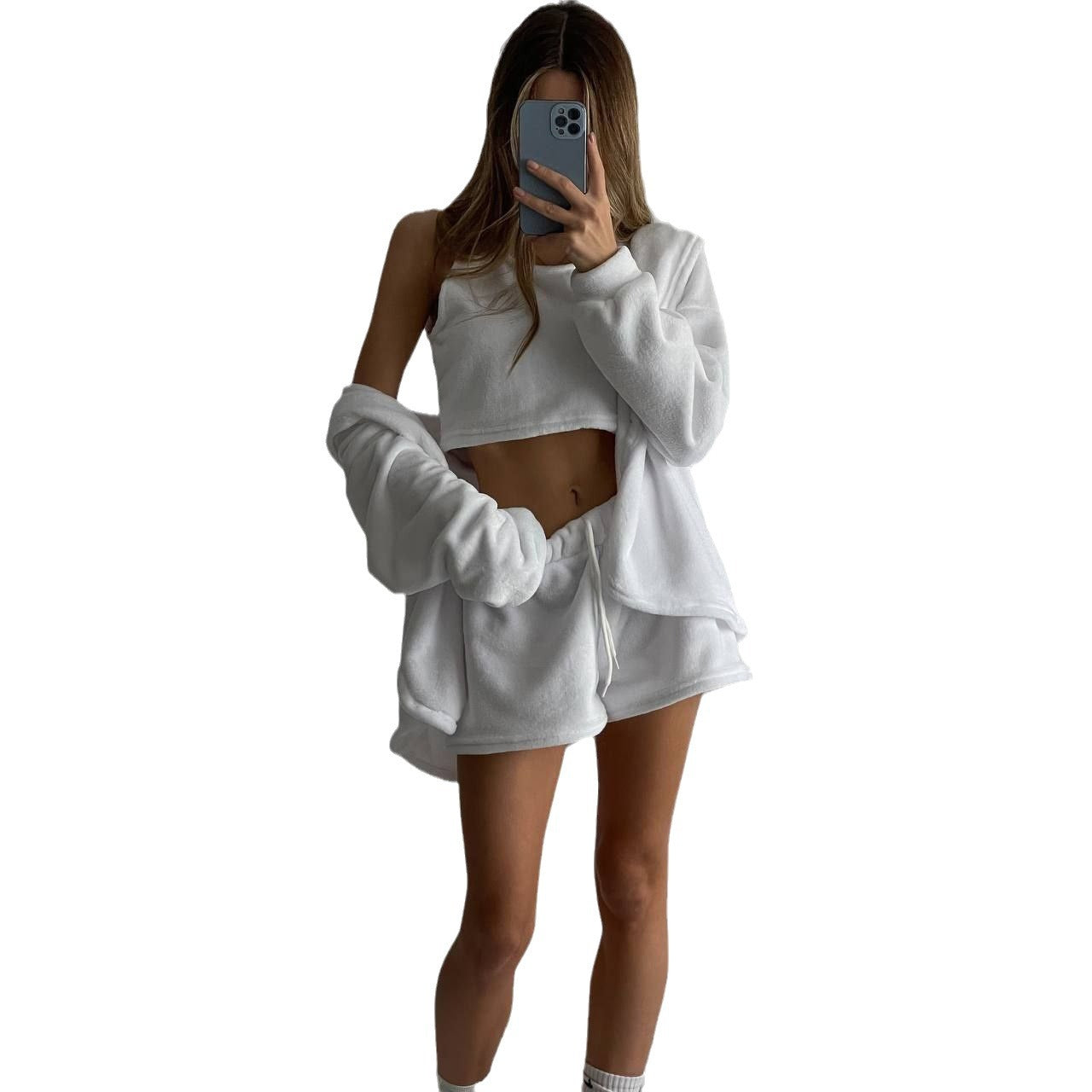 Dames confortable veste en polaire et ensemble short Chic und Stil