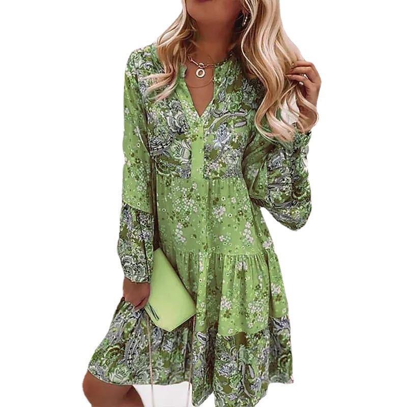 Robe blouson élégante pour dames avec design floral et volants Chic und Stil