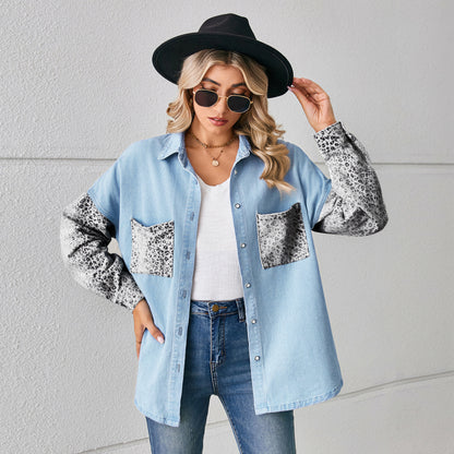Veste en jean décontractée pour femmes avec des manches à imprimé animal contrastant Chic und Stil