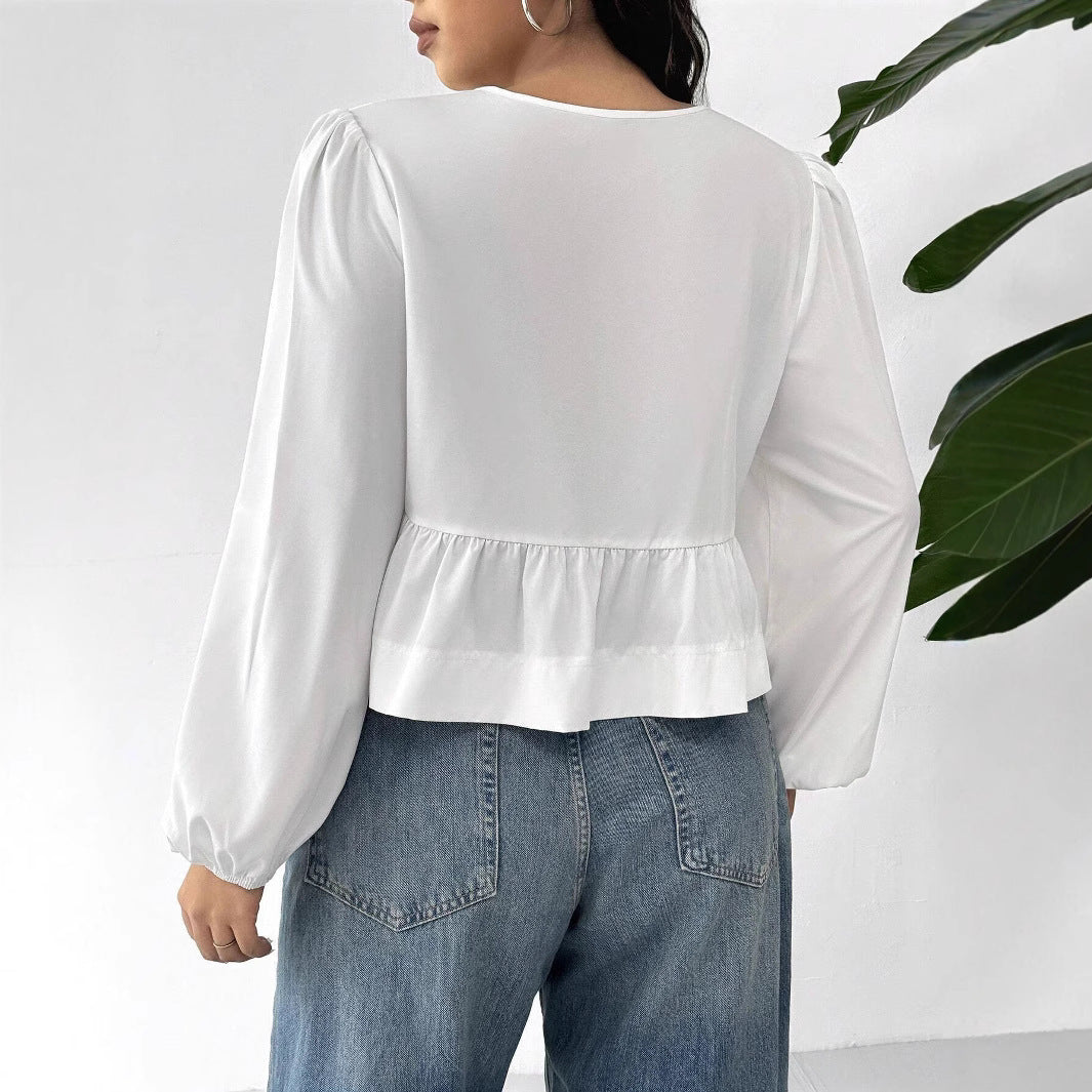 Chemisier femme avec des détails romantiques en volants et un nœud Chic und Stil