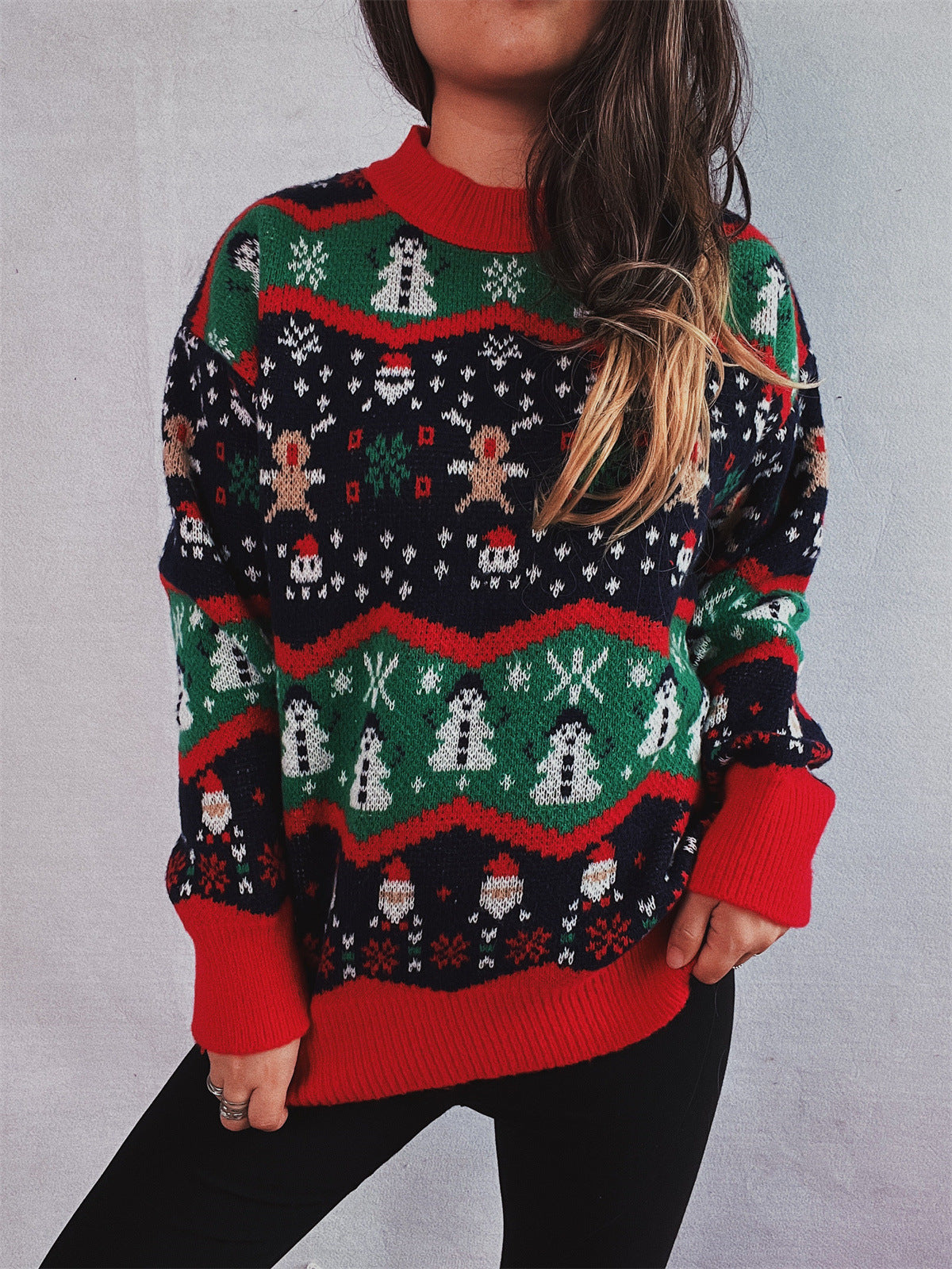 Pull en laine pour femmes de Noël avec un design festif et des motifs ludiques Chic und Stil