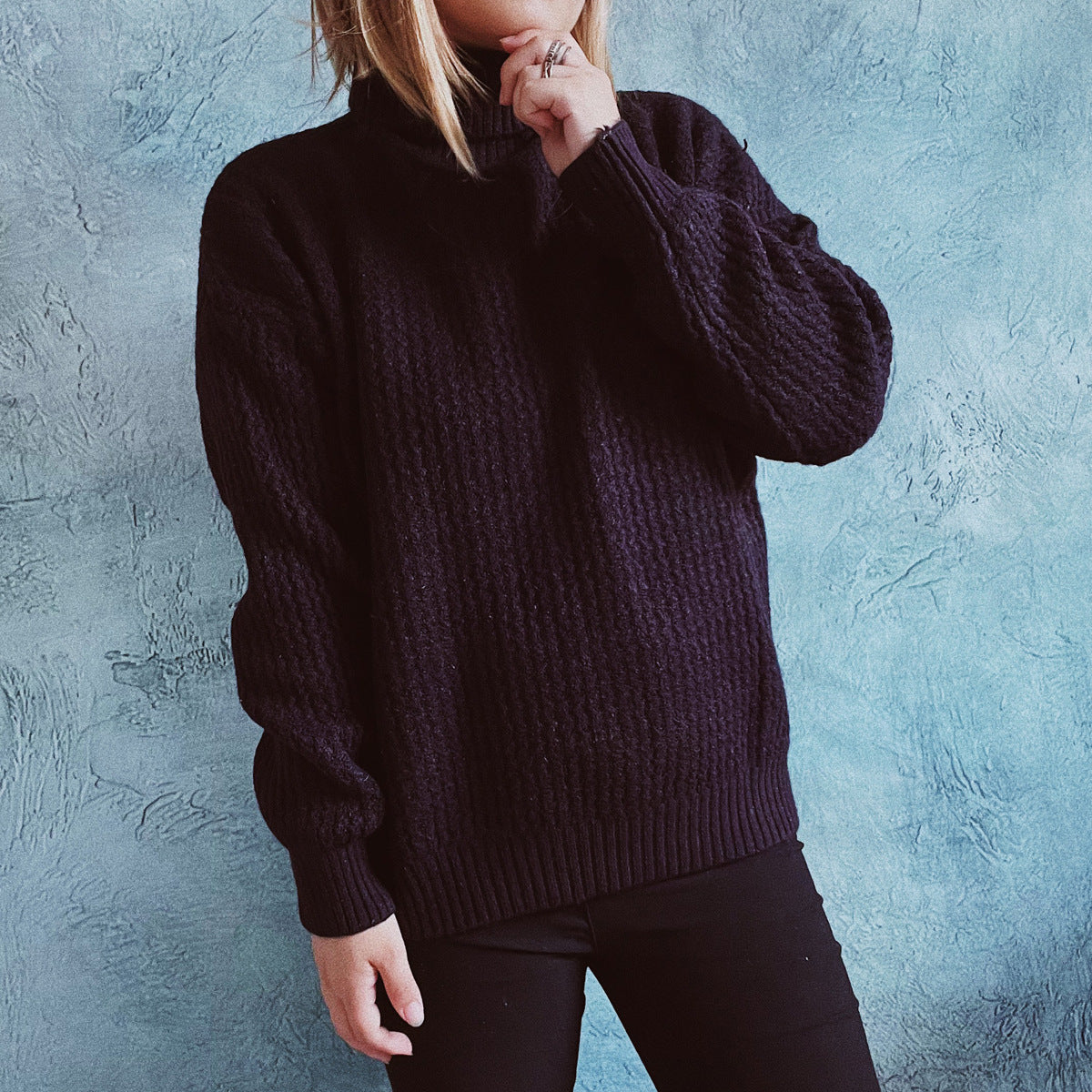 Pull en gros tricot pour femmes avec motif texturé et col haut Chic und Stil