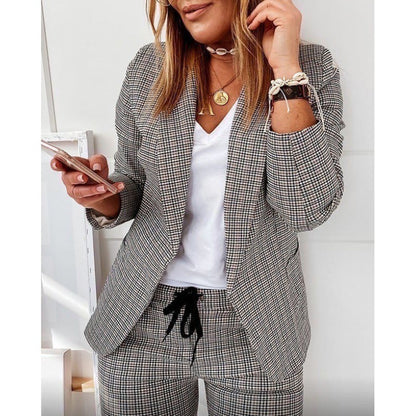 Chic and Style women's blazer and pants set