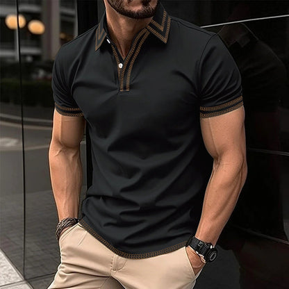 Polo pour homme stylé avec des détails de broderie tendance Chic und Stil
