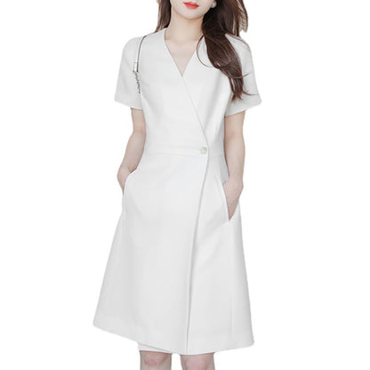 Robe enroulée élégante pour femmes avec poches Chic und Stil