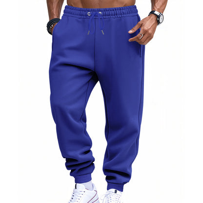 Comfortable sports pants for men with elastic waistband and practical side pockets Chic and Style