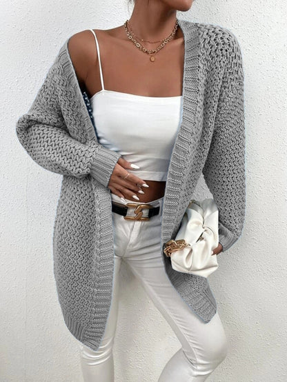 Veste en tricot pour femmes avec coupe ouverte et motif texturé luxueux Chic und Stil