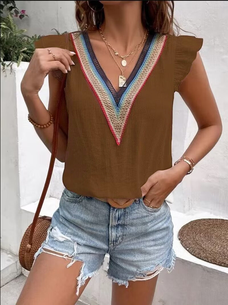Chemisier brodé à col en V pour femmes avec des manches à volants Chic und Stil
