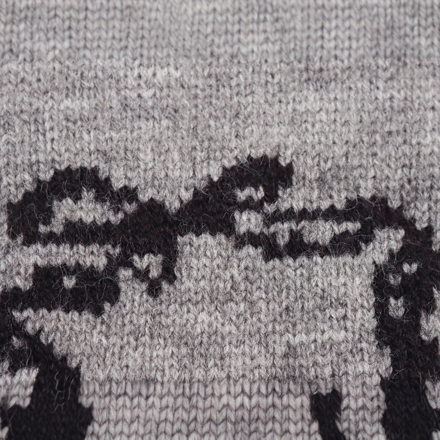 Dames pull-over en tricot douillet avec un élégant décolleté en V et une coupe décorative Chic und Stil