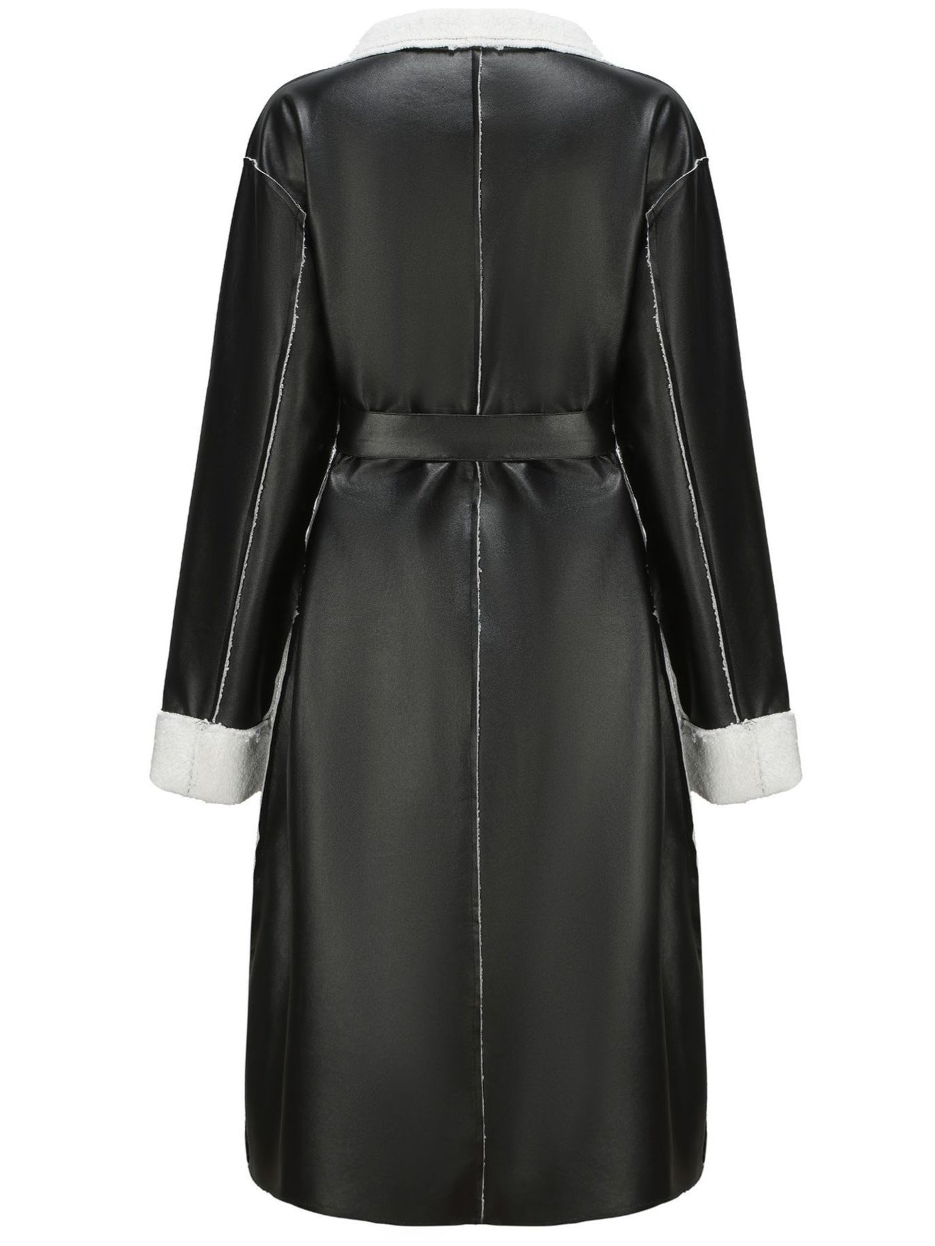 Luxurious bathrobe for women in soft fleece Chic und Stil