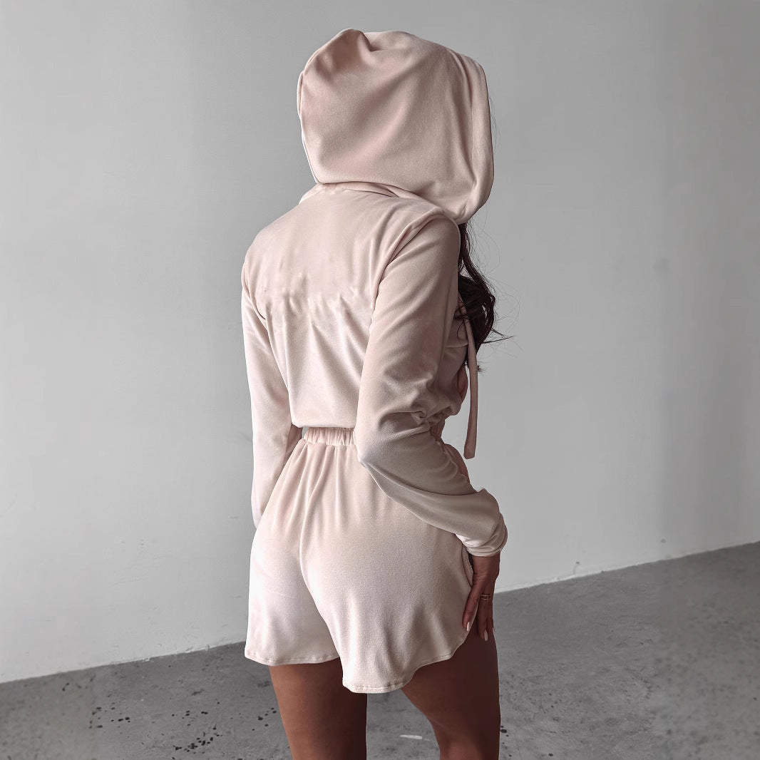 Dames survêtement à capuche à la mode avec cordon de taille élastique et shorts courts Chic und Stil