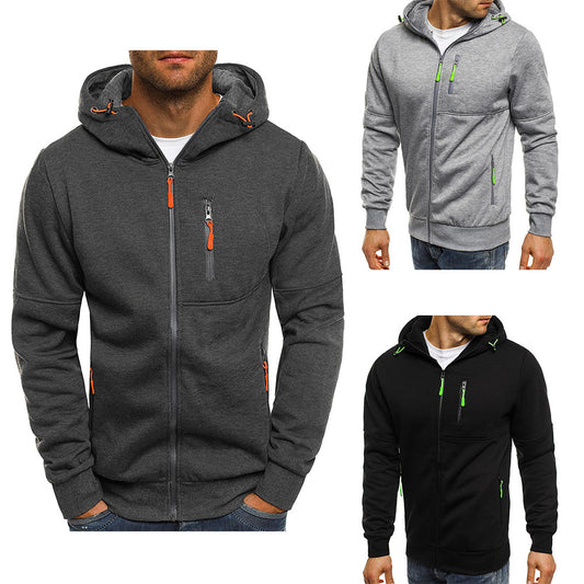 Functional jacket for men with practical zippered pockets and an adjustable hood edge Chic and Style