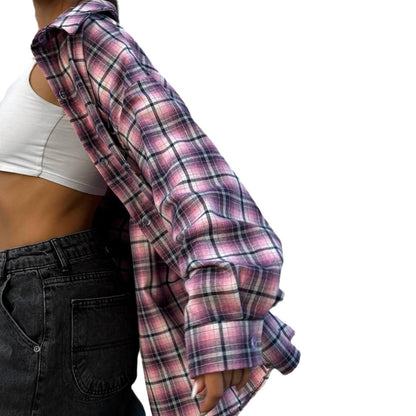 Chemise à carreaux pour femmes dans une coupe oversize décontractée Chic und Stil