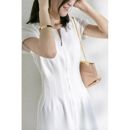 Robe midi élégante à fermeture éclair Chic und Stil pour femmes
