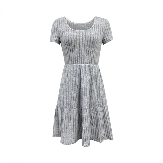 Robe d'été pour femmes avec structure côtelée et jupe évasée Chic und Stil