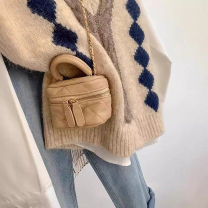 Pull en tricot pour femmes avec décolleté en V et motif géométrique Chic und Stil