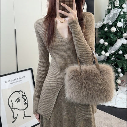 Robe en tricot pour dames avec une fente élégante et un design structuré Chic und Stil