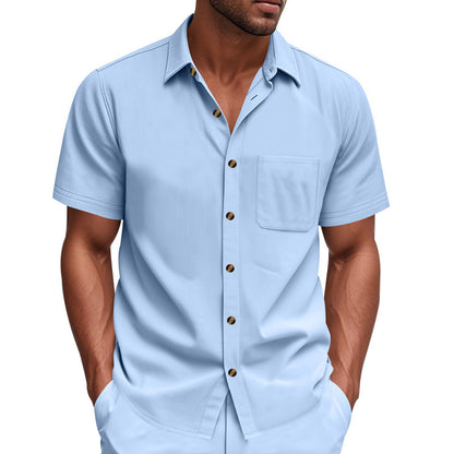 Chemise à manches courtes pour homme avec poche poitrine et détails de boutons à la mode Chic und Stil