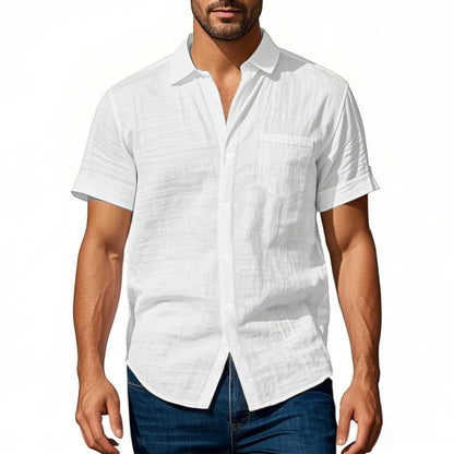 Chemise en lin à manches courtes pour hommes avec design structuré et poche poitrine pratique Chic und Stil