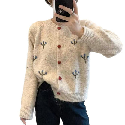 Dames pull-over en tricot douillet avec broderie de cœurs et de fleurs Chic und Stil
