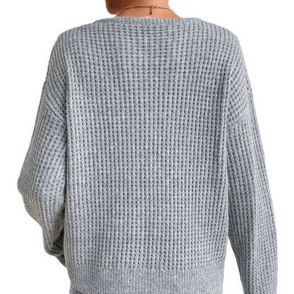 Ladies modern knit pullover with V-neck and embossed pattern Chic und Stil