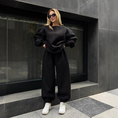 Chic and Style Women's Casual Hoodie and Jogging Pants Set