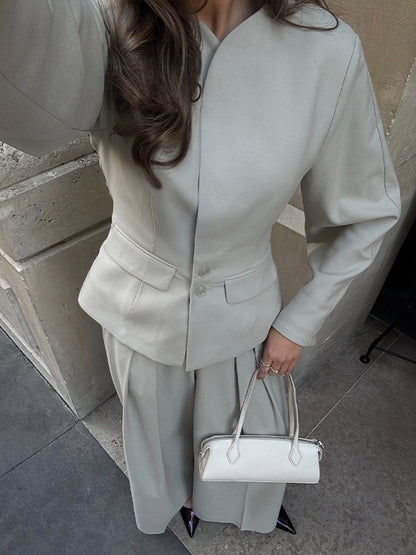 Chic and Stylish Women's Blazer and Pants Set