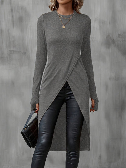 Asymmetrical long t-shirt for women with an elegant draped effect Chic und Stil