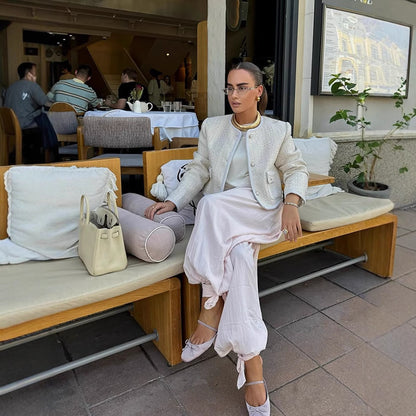 Elegant and lightweight cotton pants for women Chic and Style