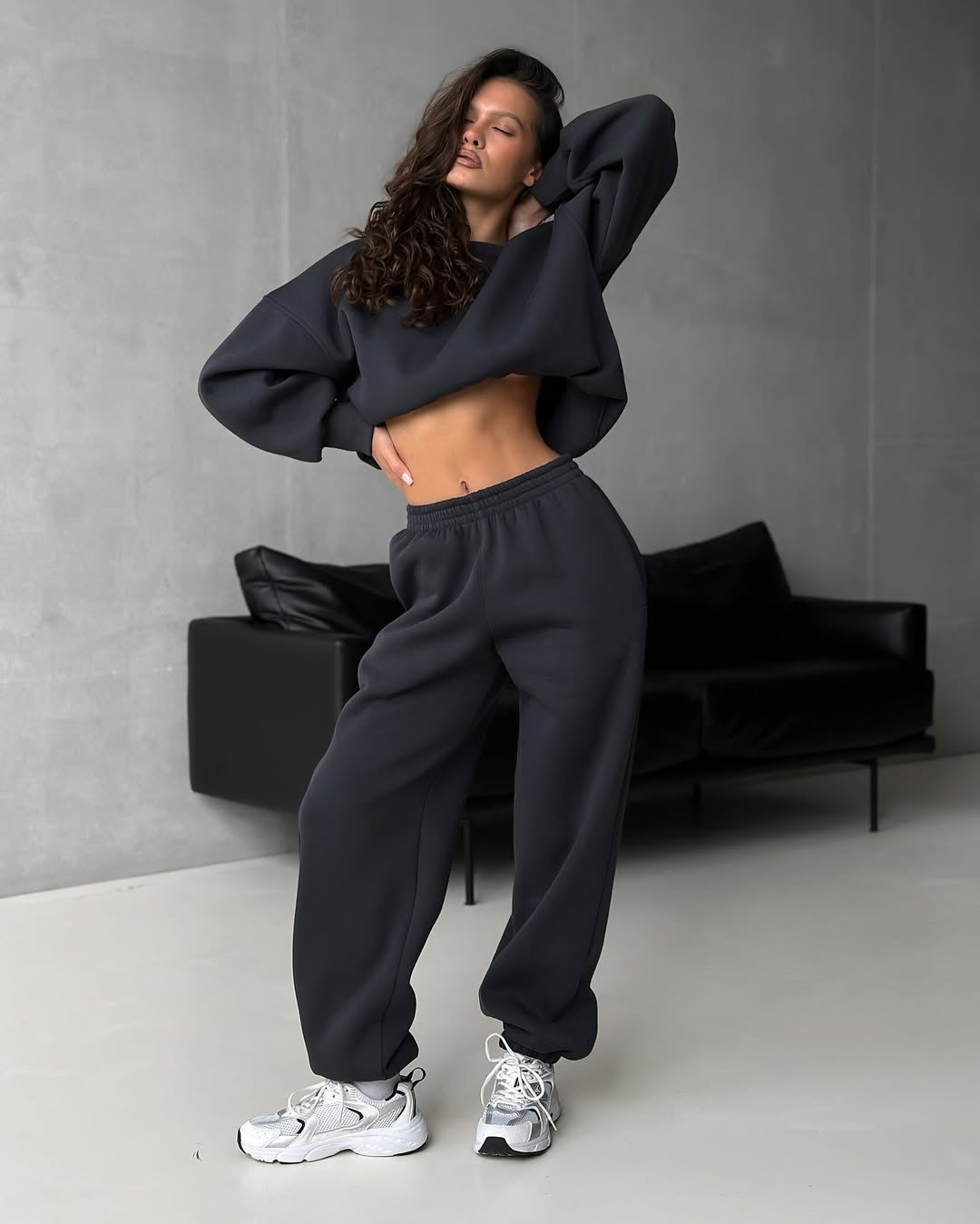 Chic and Style loose fit sweatshirt and jogger pants set for women