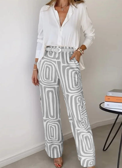 Flared pants for women with a patterned design and high waist Chic and Style