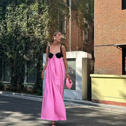 Robe maxi pour femmes avec un haut moulant et une jupe fluide Chic und Stil