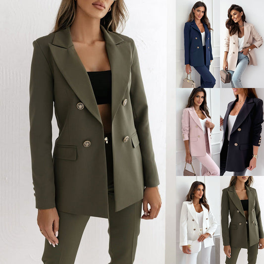 Blazer élégant pour femmes à double boutonnage avec boutons dorés Chic und Stil