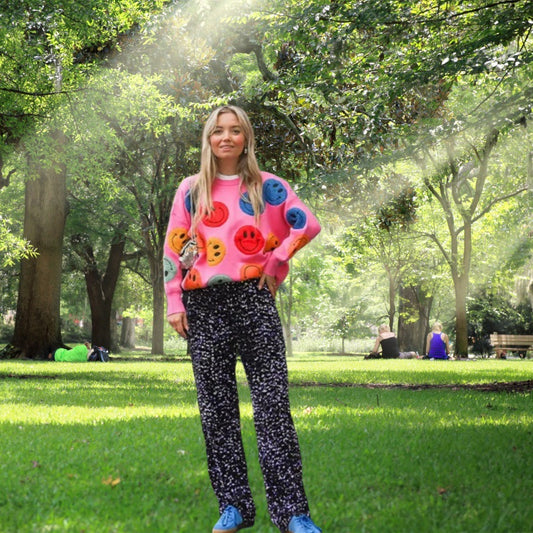 Pull over décontracté pour femmes avec un imprimé de smileys joyeux Chic und Stil