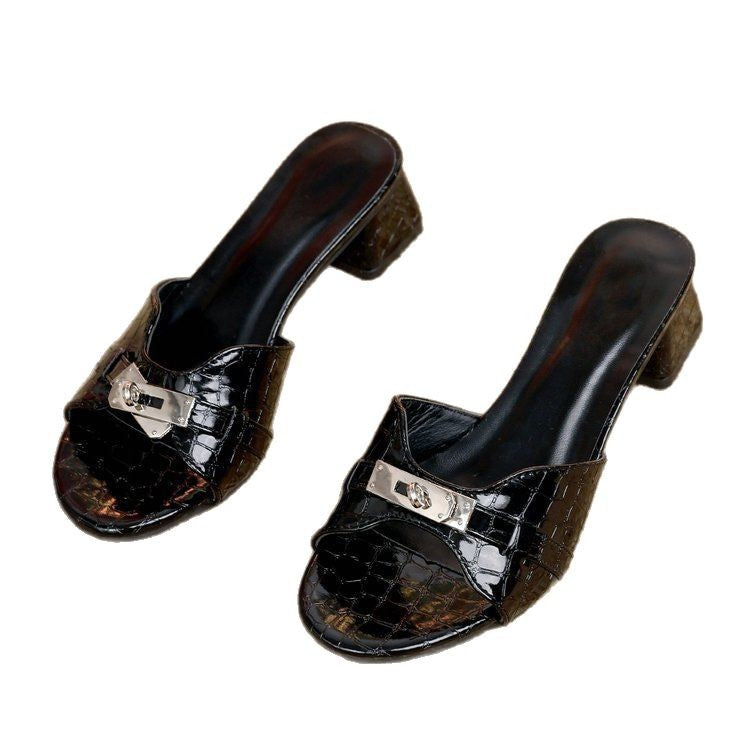 Dames élégantes Mules avec détail décoratif et confortable talon bloc Chic und Stil