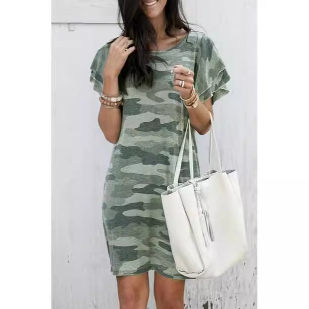 Robe de loisir pour femmes avec détails en volants et design camouflage Chic und Stil