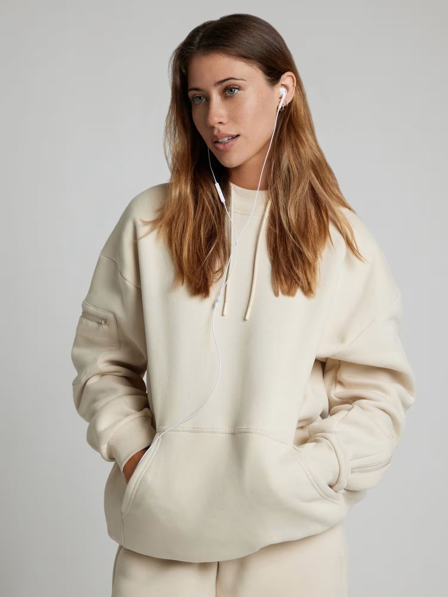 Dames pull à capuche douillet avec masque de sommeil intégré Chic und Stil
