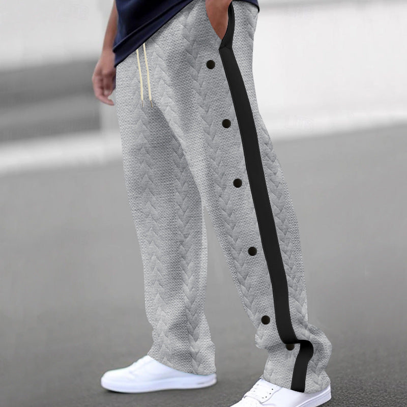 Casual cargo pants for men with side snap buttons and modern textile textures Chic und Stil