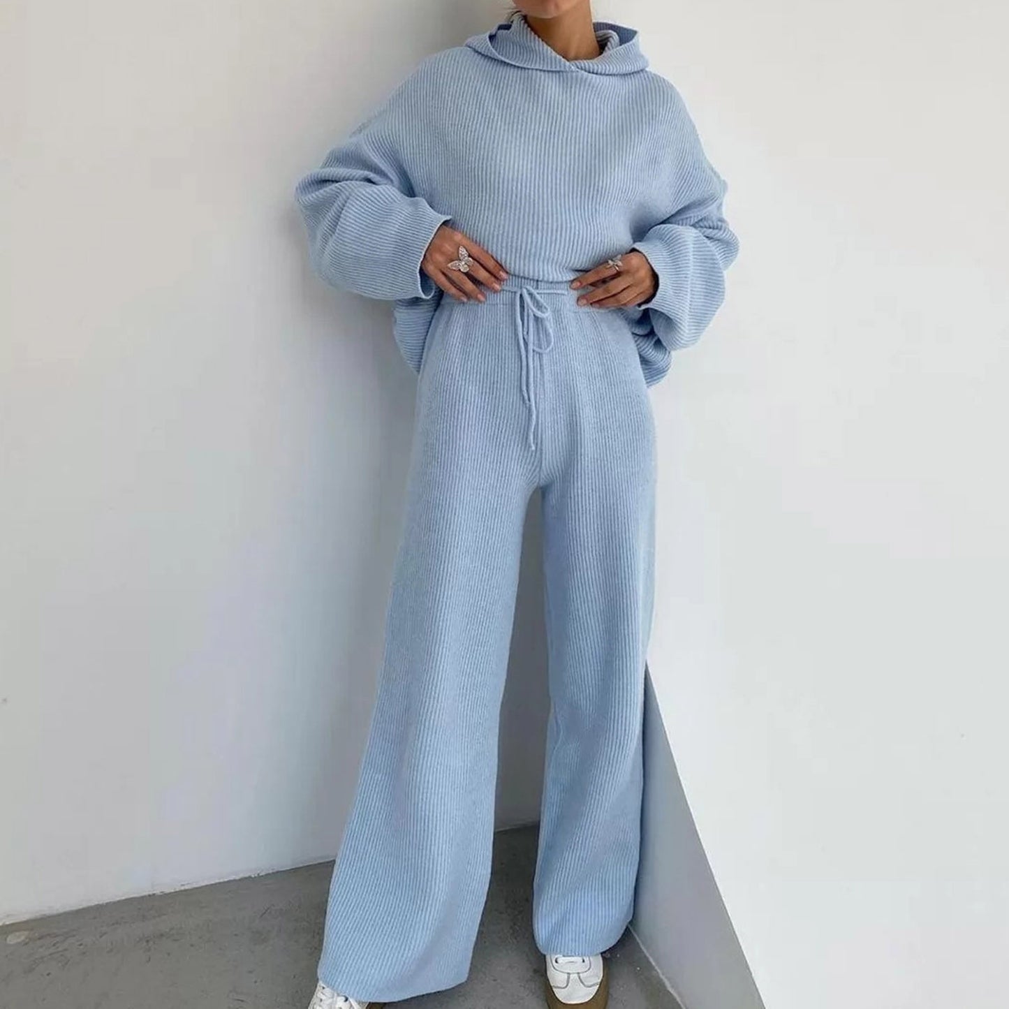 Casual knitted set for women with oversized hoodie and wide pants Chic and Style