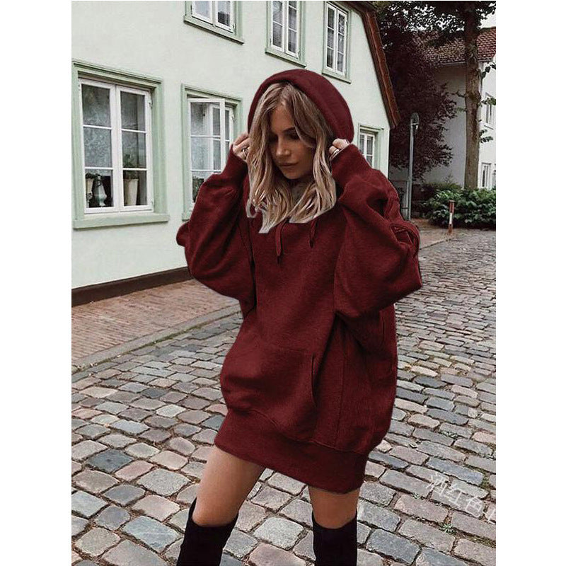 Robe à capuche pour femmes en mélange de coton doux avec des poches pratiques et une coupe confortable Chic und Stil