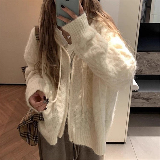 Dames cardigan douillet avec des manches larges et une fine texture Chic und Stil