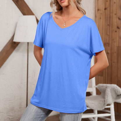 Asymmetrical oversized t-shirt for women with relaxed fit Chic und Stil