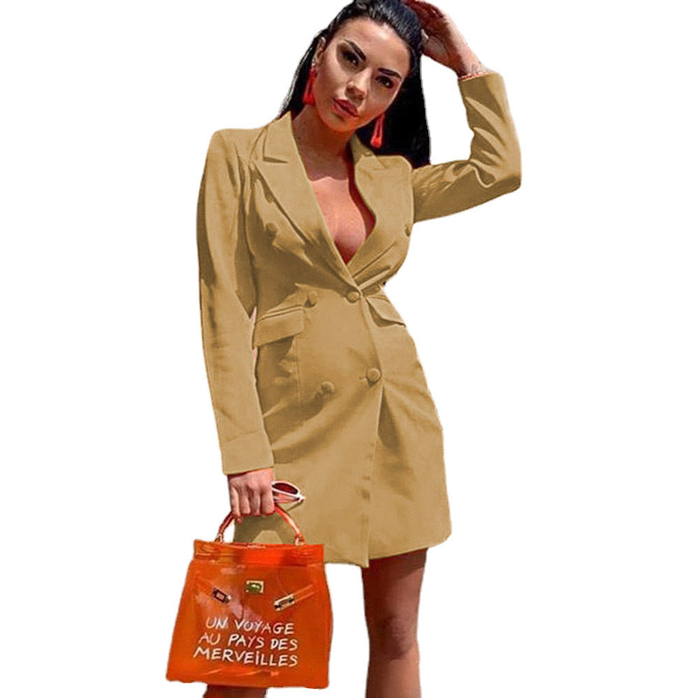 Robe blazer pour femmes avec double rangée de boutons et silhouette élégante Chic und Stil