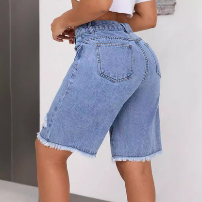 Shorts en denim détruit pour femmes au style décontracté avec ourlet effiloché et détails de déchirure à la mode Chic und Stil