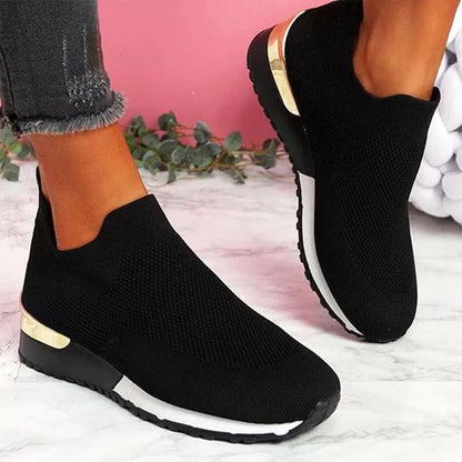 Dames Breatheable Slip-On Sneakers avec dessus en tricot flexible Chic und Stil