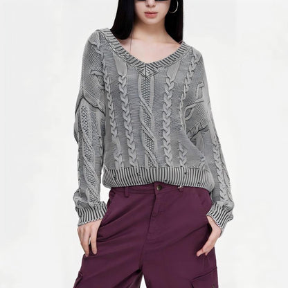 Pull en gros tricot confortable pour dames avec décolleté en V et design en torsades Chic und Stil