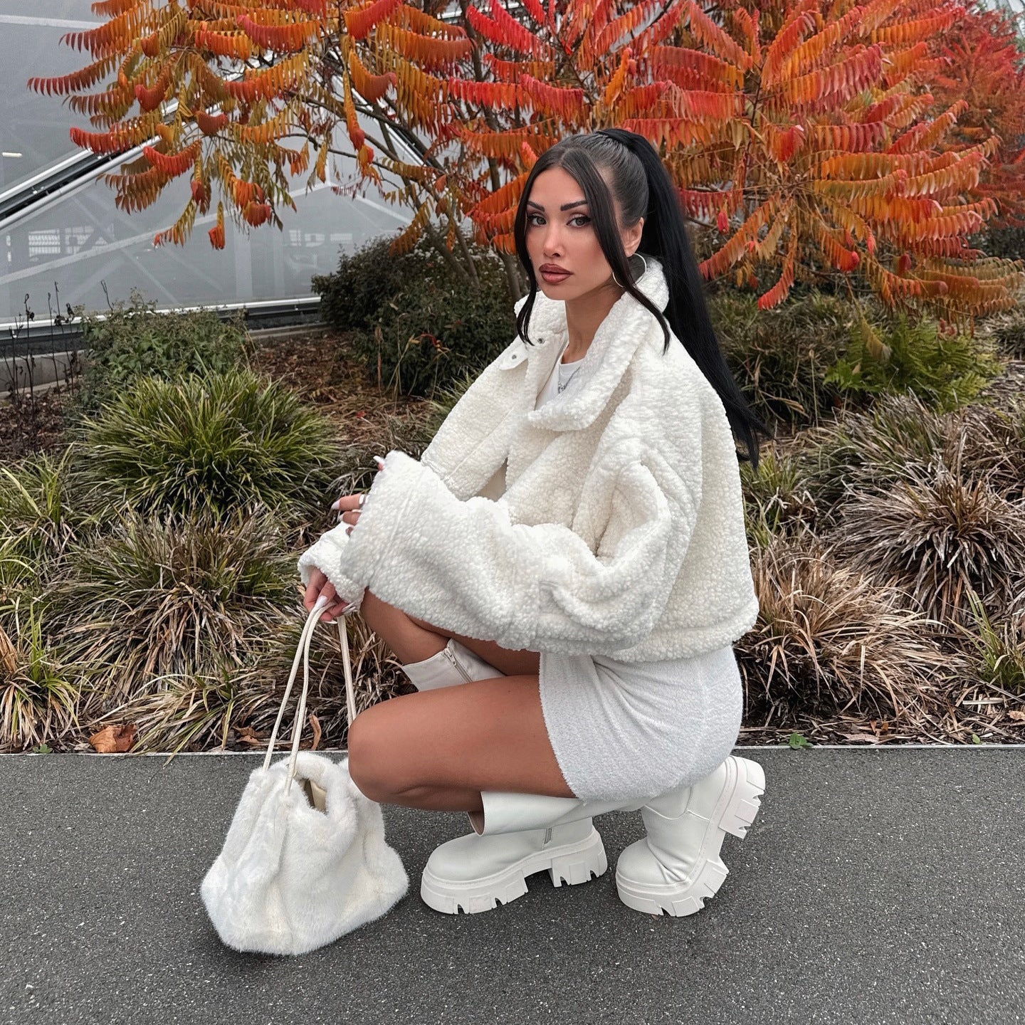 Dames Fleece Jacket avec coupe cropped et boutons amovibles Chic und Stil