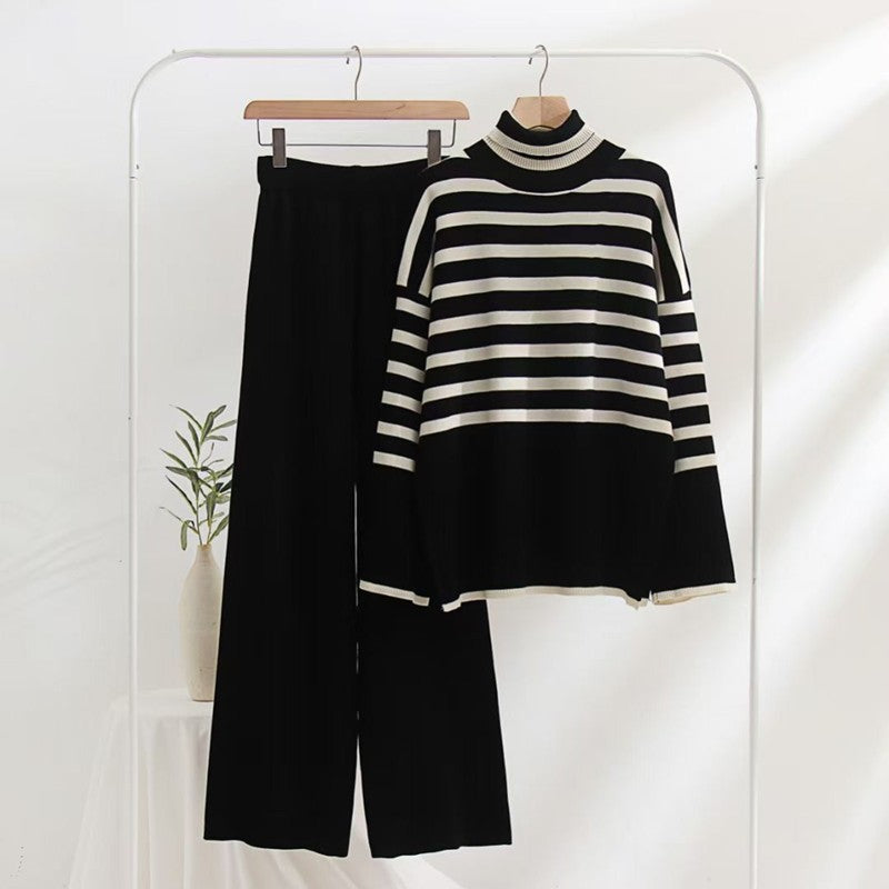 Pull en tricot rayé pour femmes avec une coupe ample et un col haut Chic und Stil